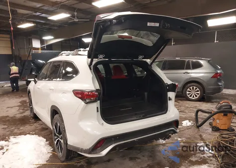 2021 Toyota Highlander Xse from USA, damaged, VIN 5TDLZRBH2MS099479